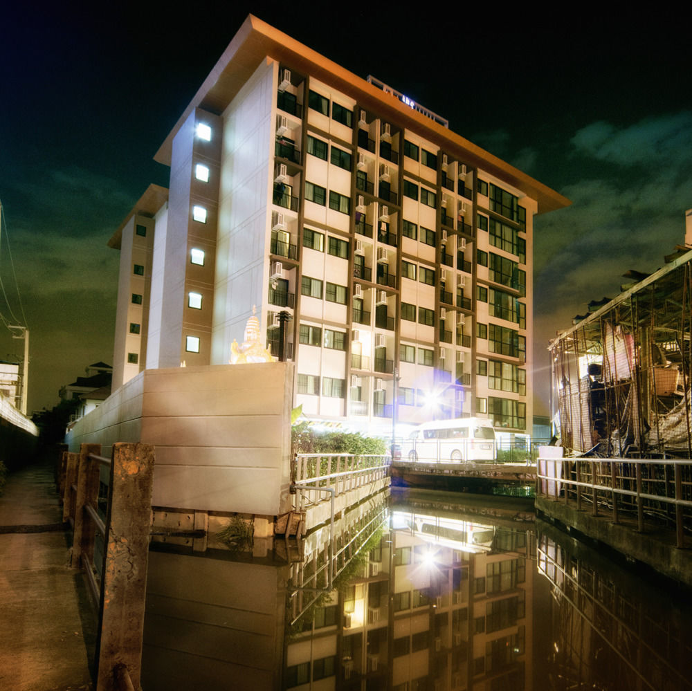 The Pixel Places Nonthaburi Exterior photo